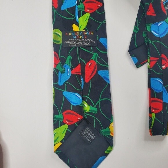 Porky pig,Daffy,Bugs,Taz and Tweety christmas tie vintage - Picture 3 of 3
